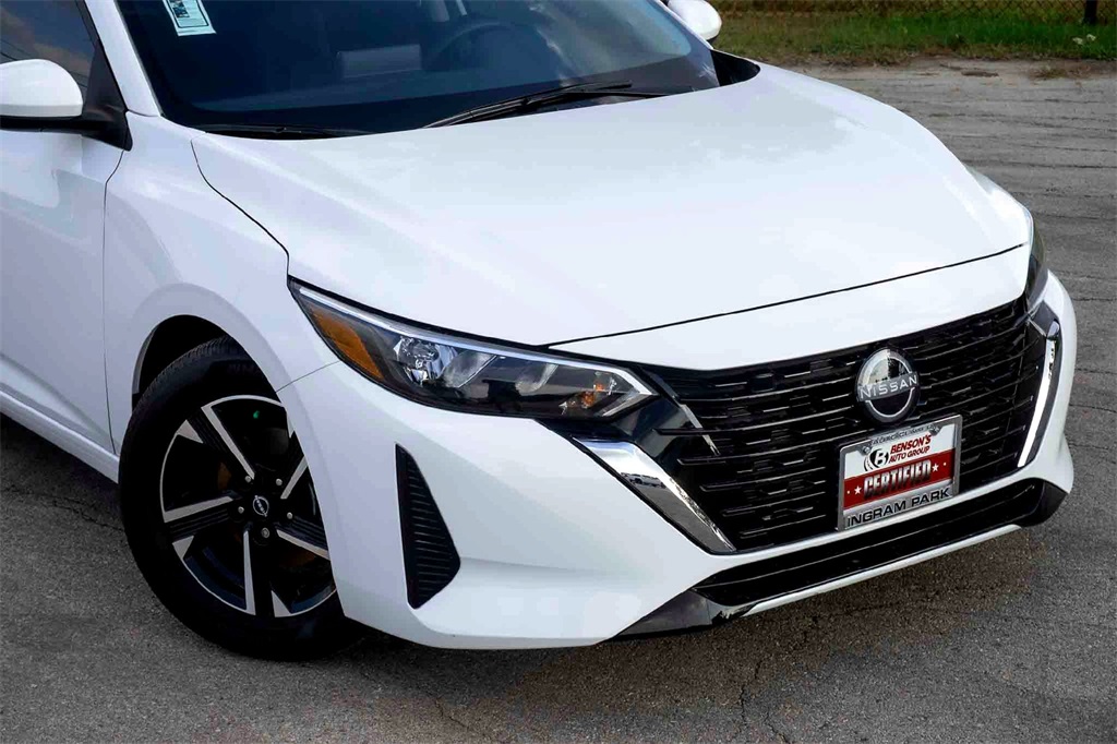 2025 Nissan Sentra SV photo 2