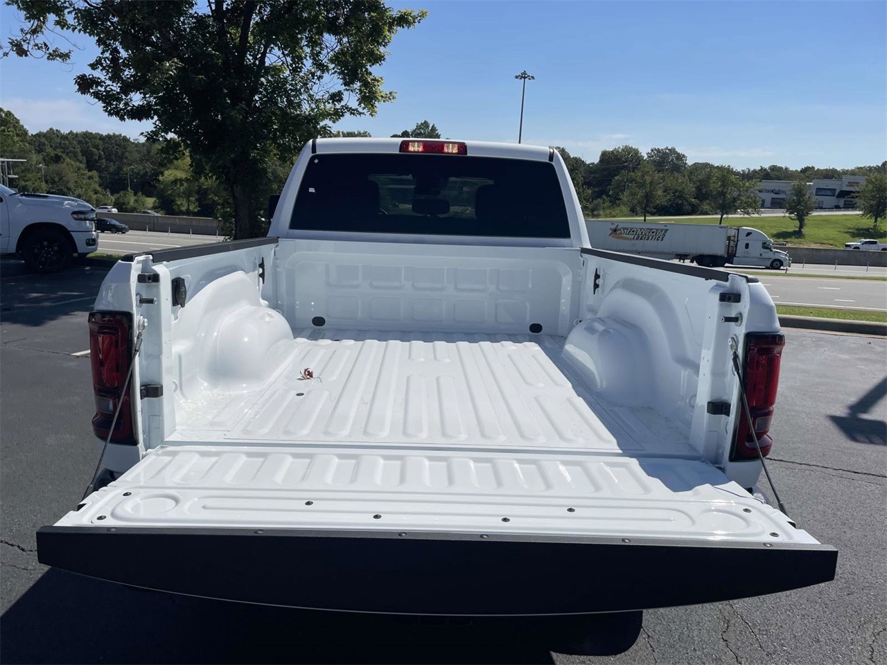2026 Ram 2500 Tradesman photo 28