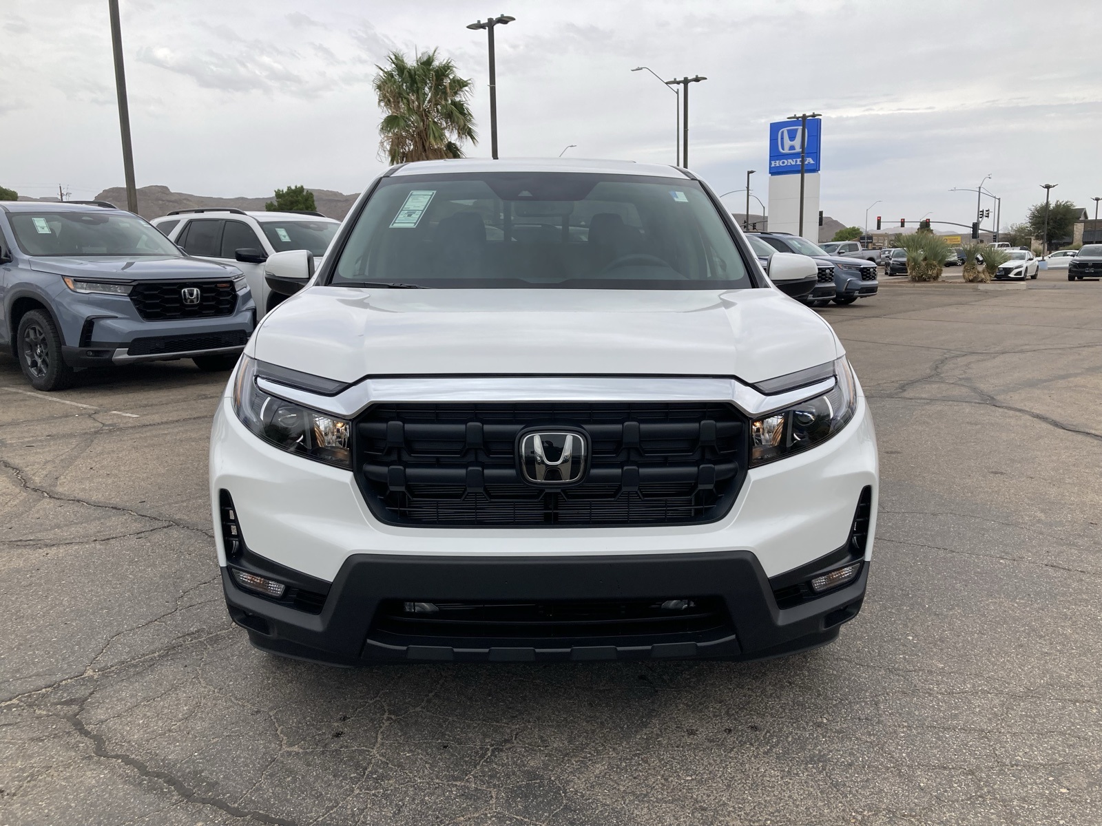 2025 Honda Ridgeline RTL photo 2