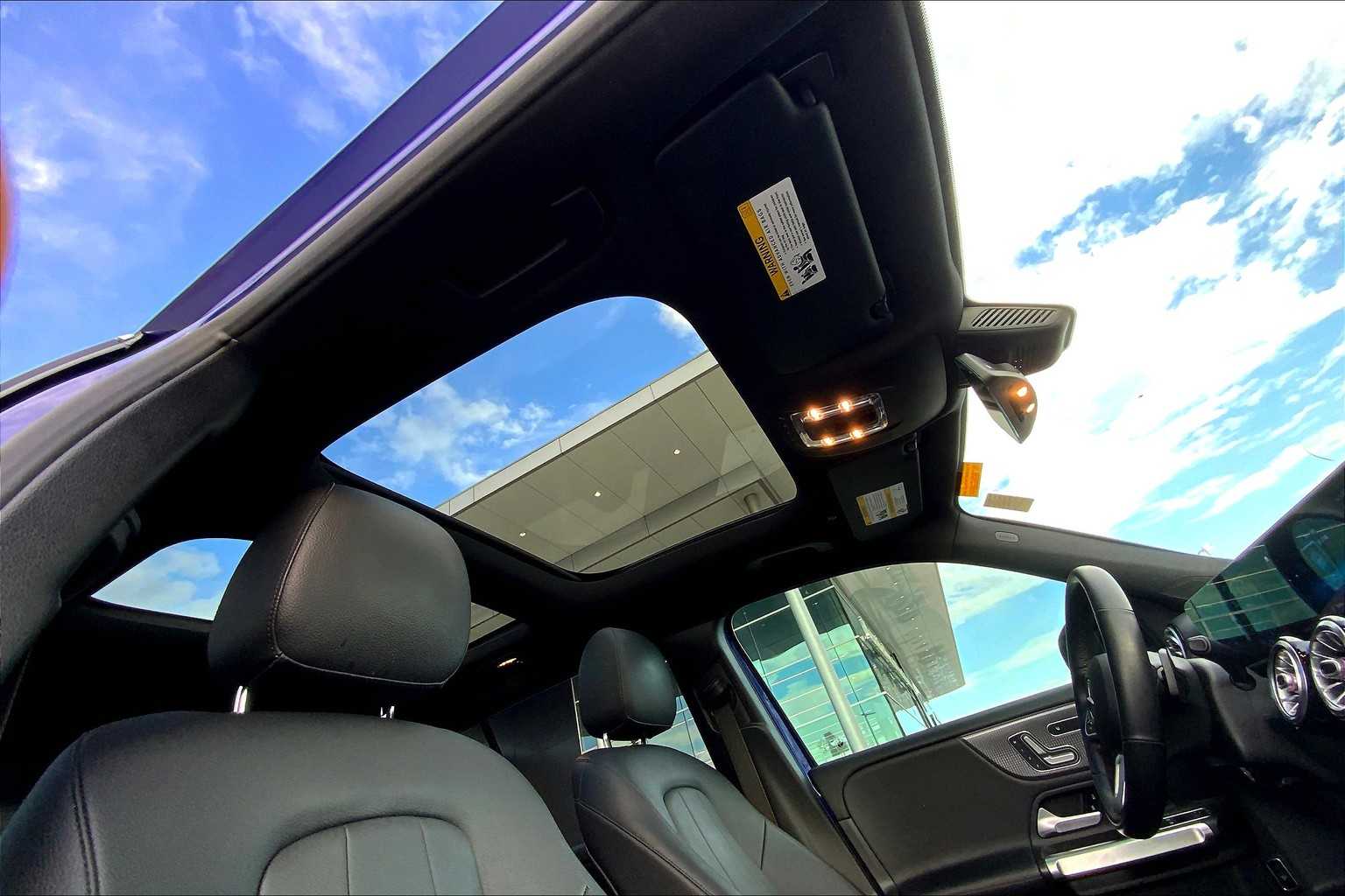 2021 Mercedes Benz GLB 250 photo 11