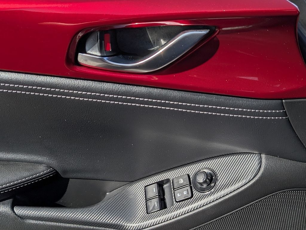 2023 Mazda MX-5 Miata Miata Grand Touring photo 24