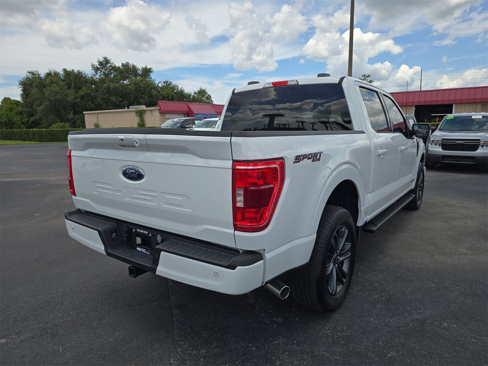 2023 Ford F-150 XLT photo 3