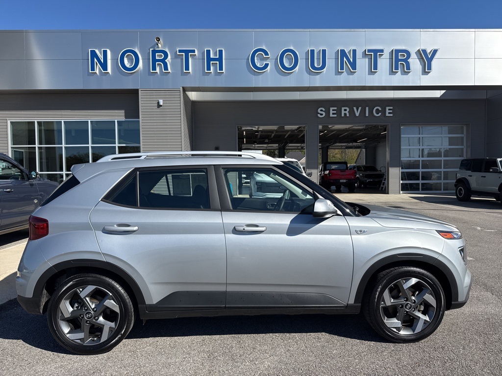 2021 Hyundai Venue SEL