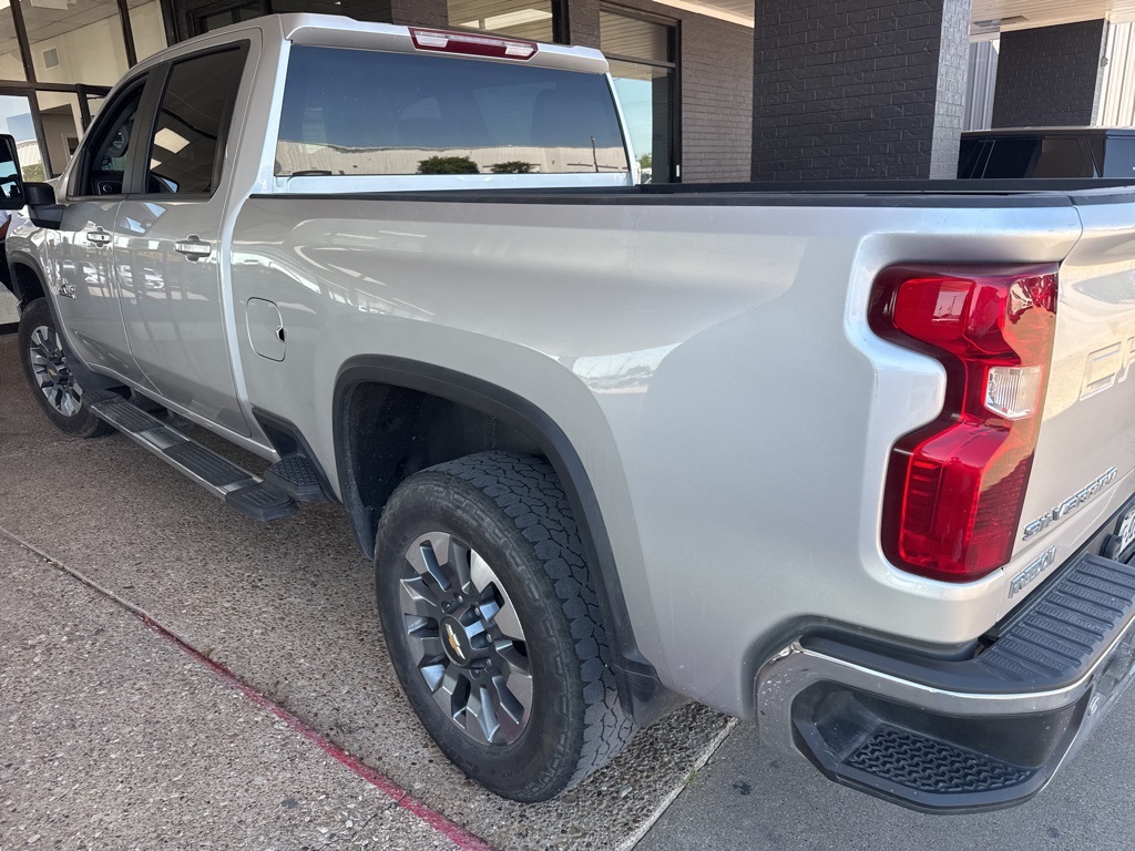 2023 Chevrolet Silverado 2500HD LT photo 5