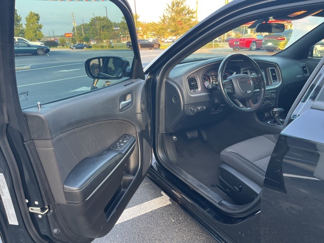 2021 Dodge Charger SXT photo 4