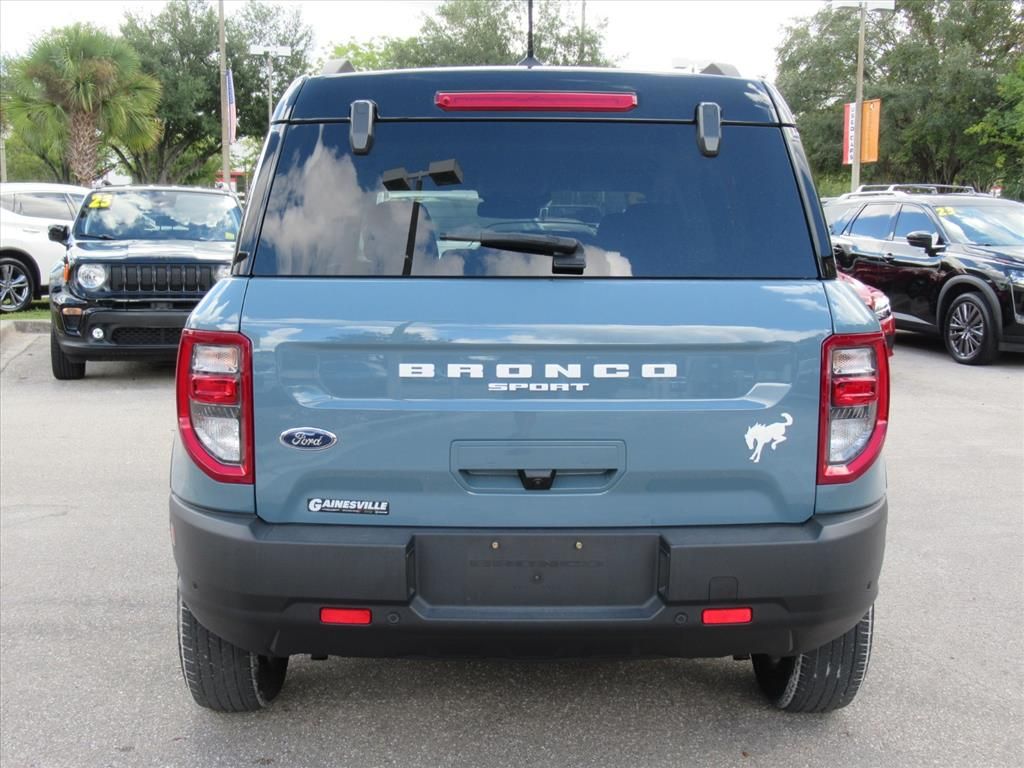 2023 Ford Bronco Sport Outer Banks photo 2