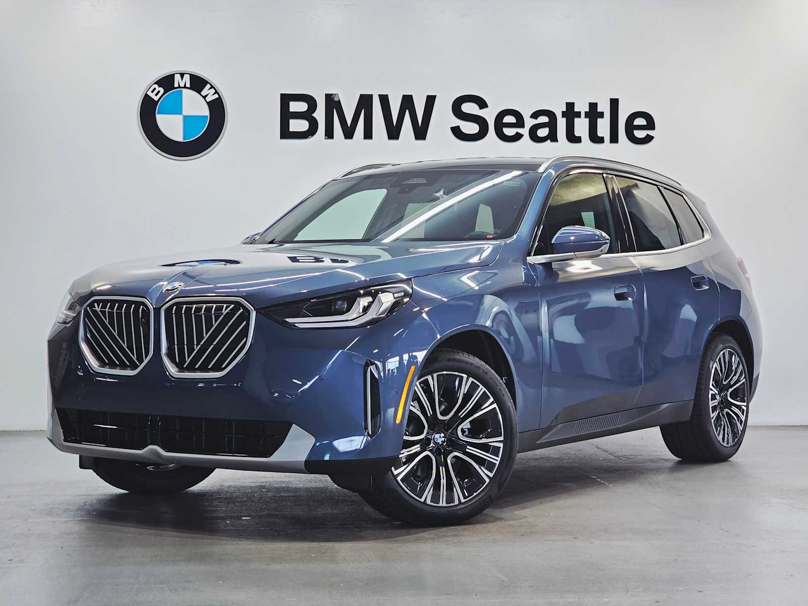 2026 BMW X3 30's photo