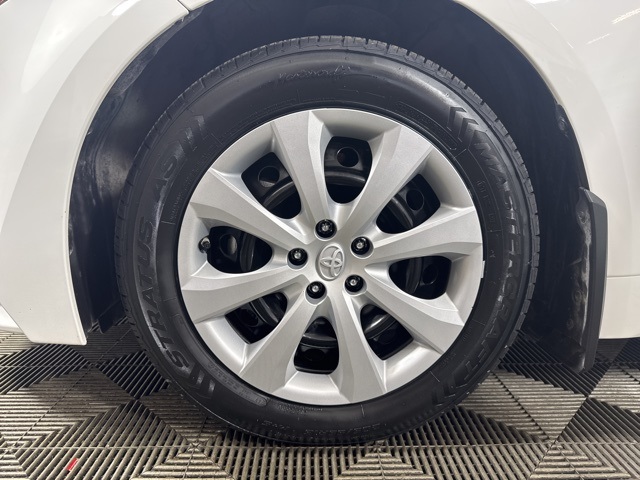 2022 Toyota Corolla LE photo 10