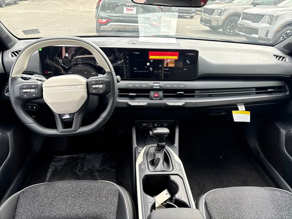 2025 Kia K4 GT-Line photo 25