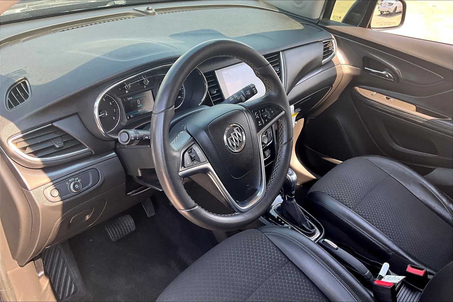 2018 Buick Encore Preferred photo 17