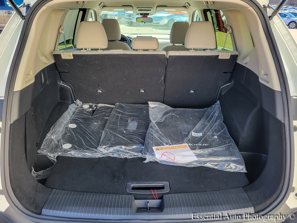 2023 NISSAN ROGUE - Image 18