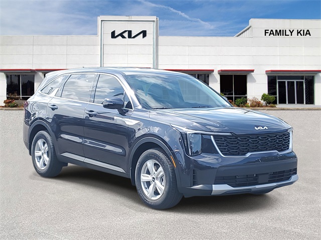 2026 Kia Sorento LX's photo