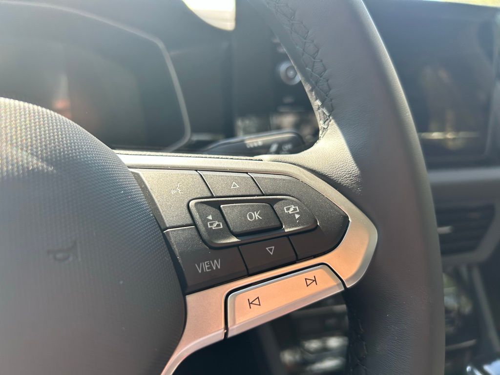 2025 Volkswagen Jetta 1.5T S photo 13