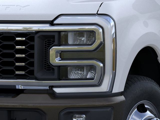 2025 Ford F-350 King Ranch photo 14