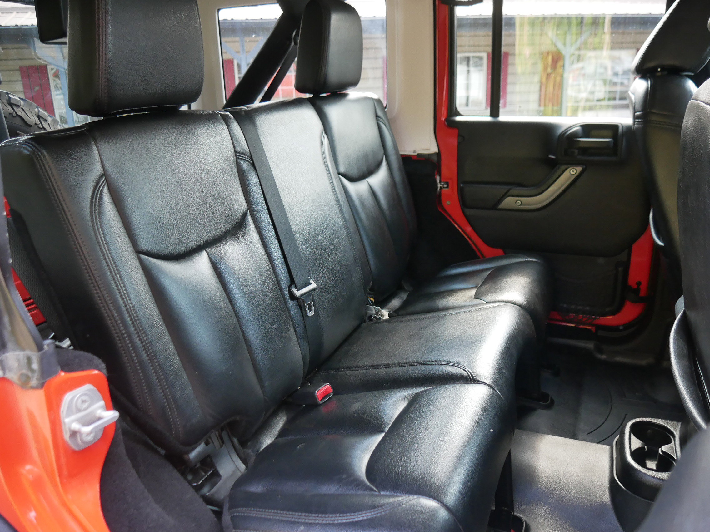 2015 Jeep Wrangler Unlimited Sport photo 20