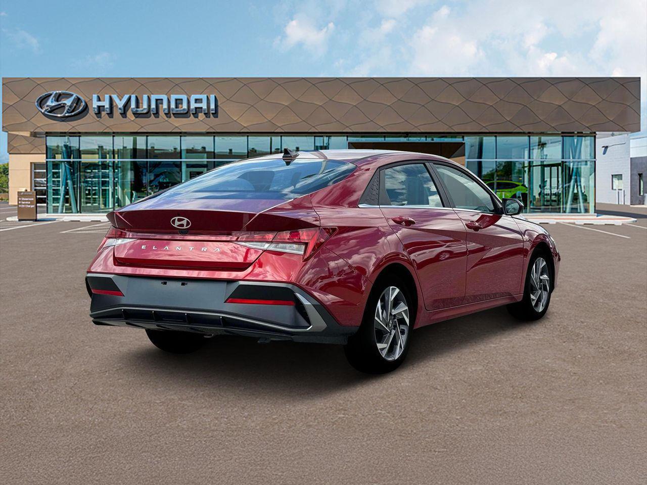 2025 Hyundai Elantra SEL Convenience photo 7