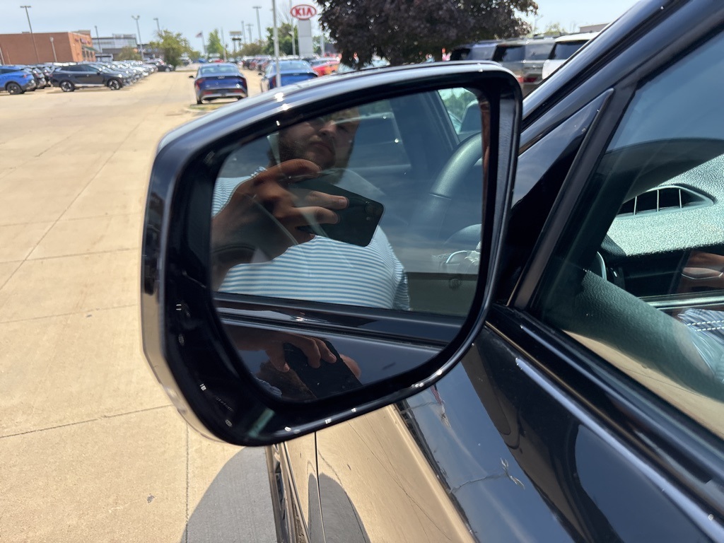 2024 Jeep Grand Cherokee Altitude photo 9