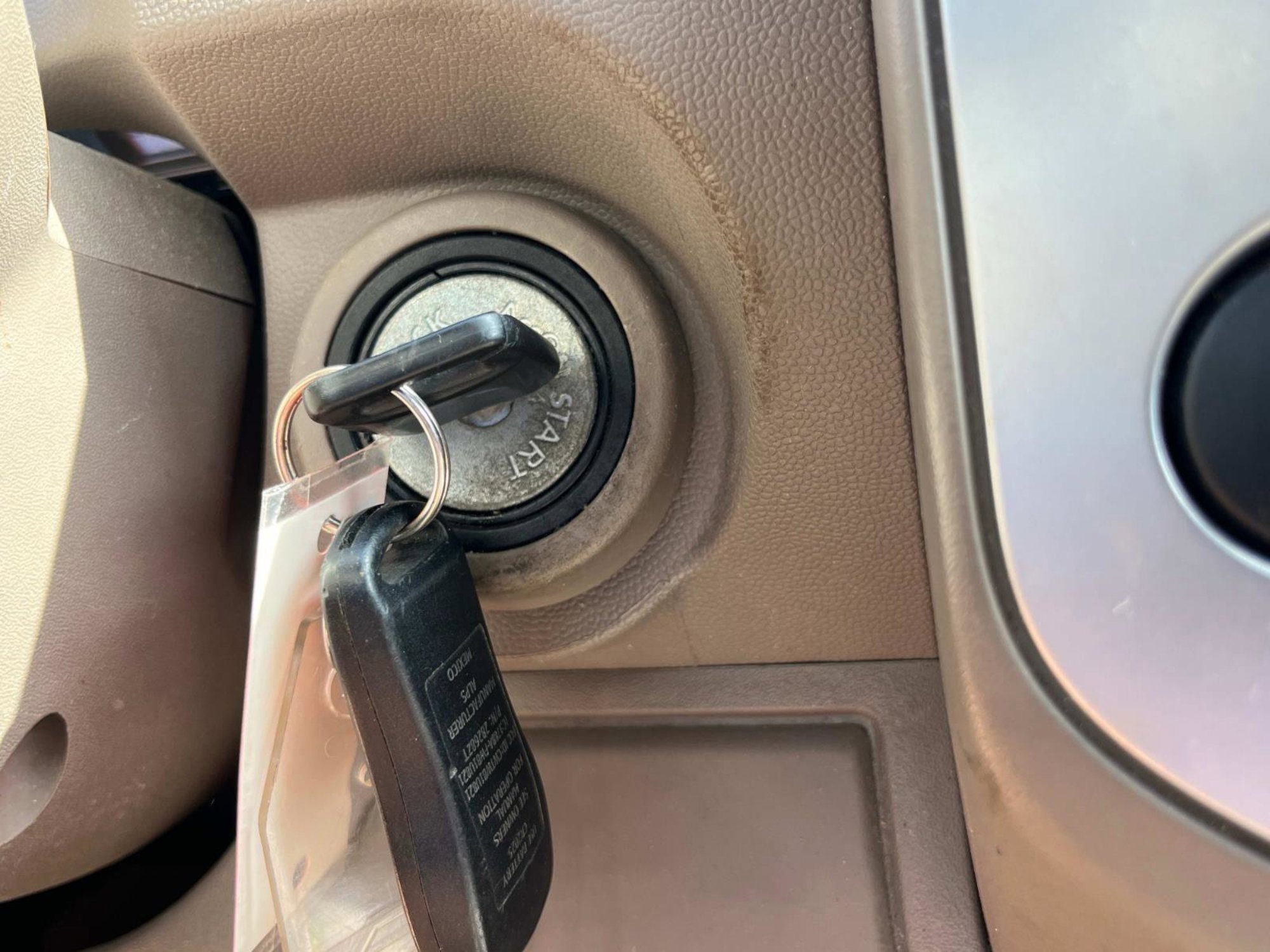 2018 Nissan Frontier SV photo 30