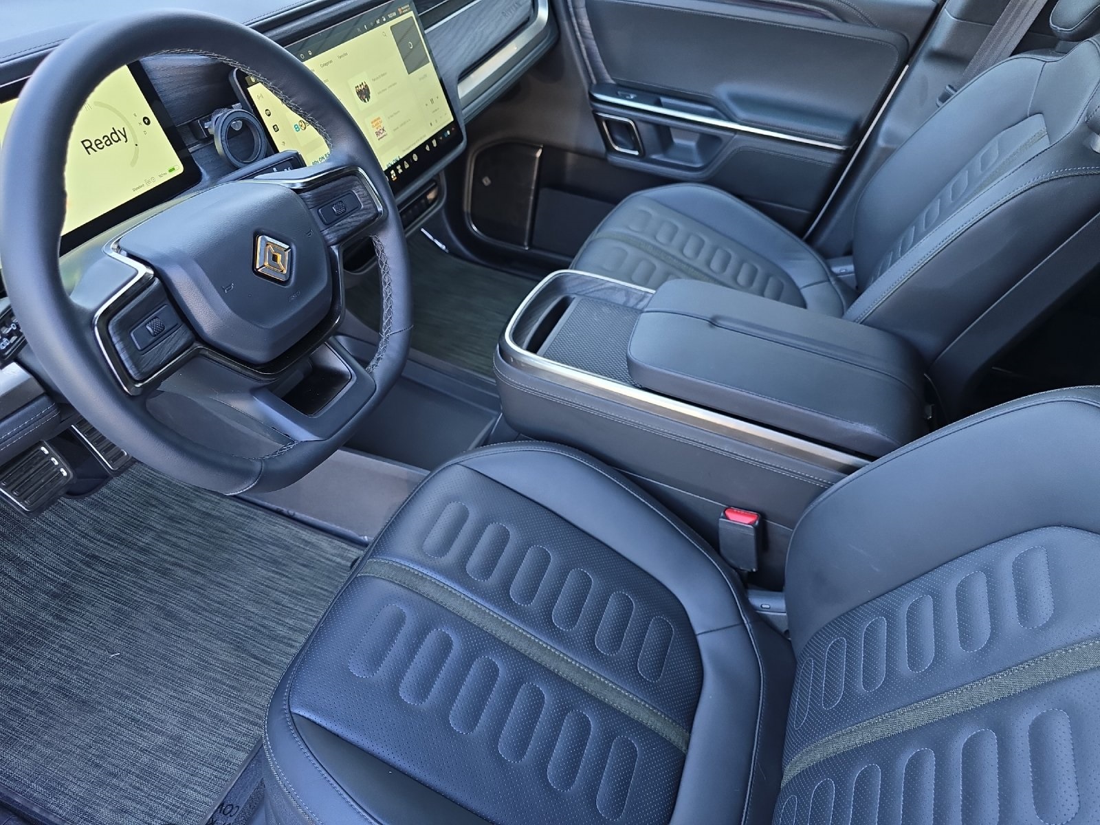 2023 Rivian R1S Adventure photo 9