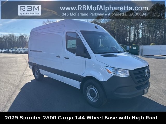 ウエーピー New 2025 Mercedes-Benz Sprinter Cargo Van 144 Wheel Base