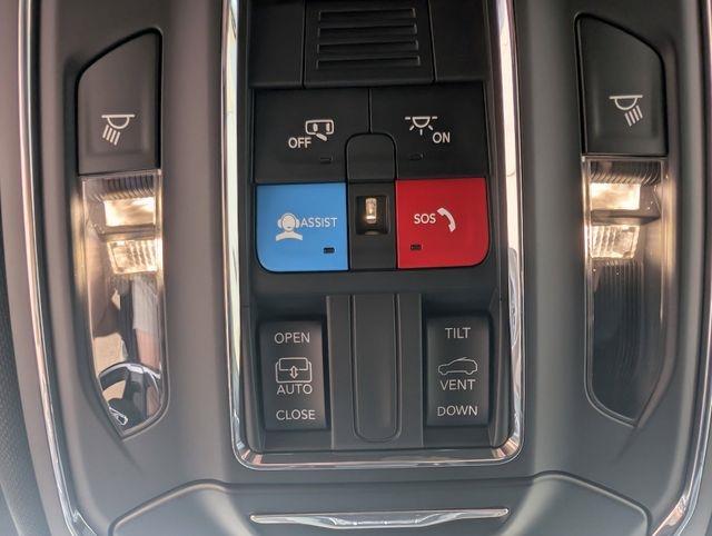 2025 Jeep Grand Cherokee Laredo X photo 15