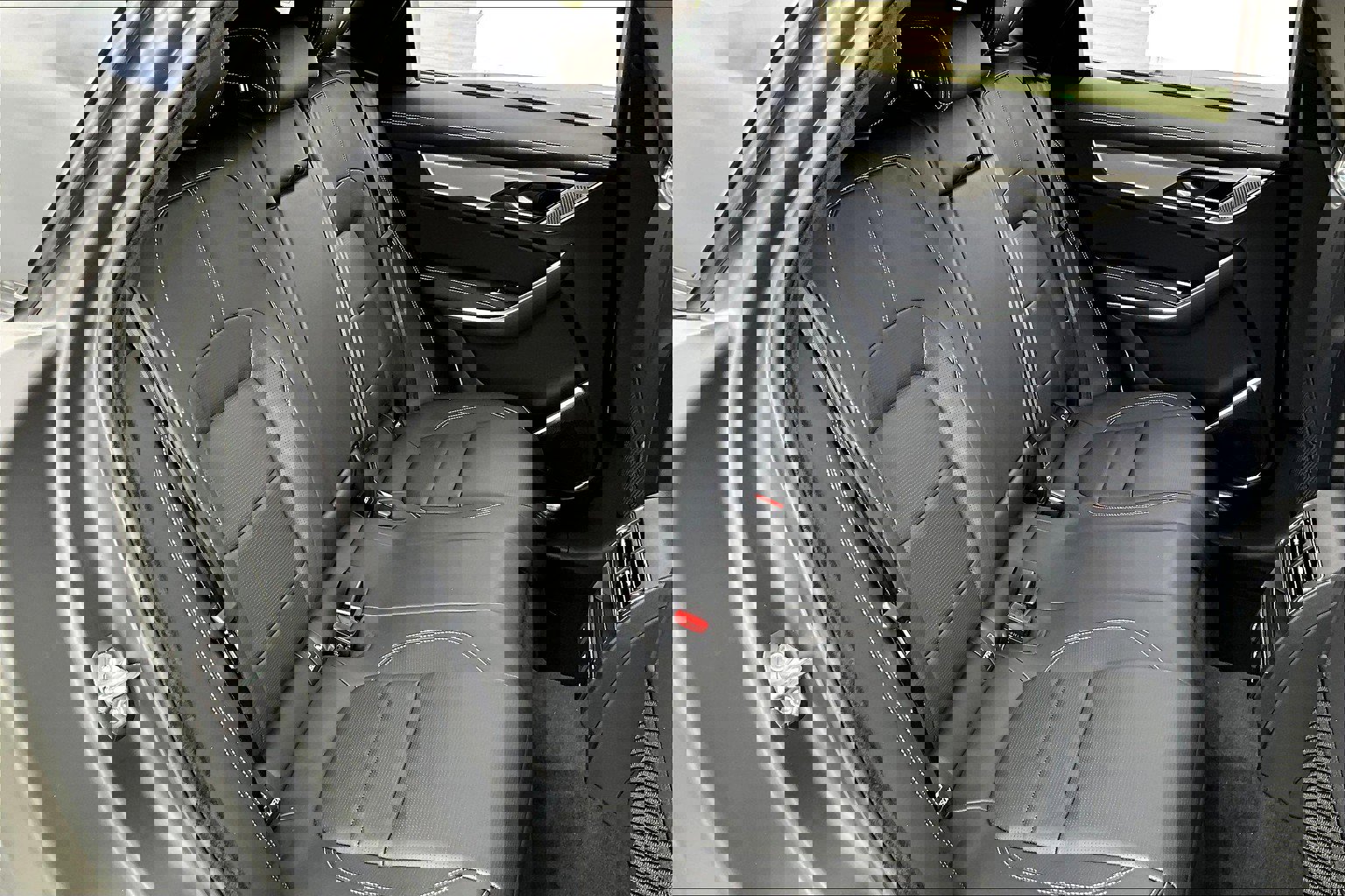 2026 Jaguar F-PACE P250 R-Dynamic S photo 7