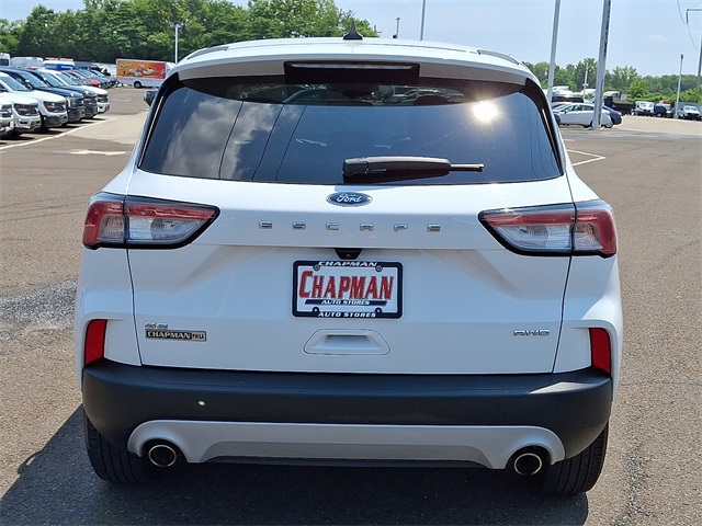 2022 Ford Escape SE photo 3