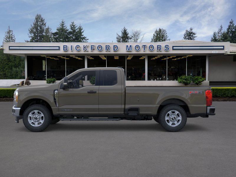 2026 Ford F-350 photo 3