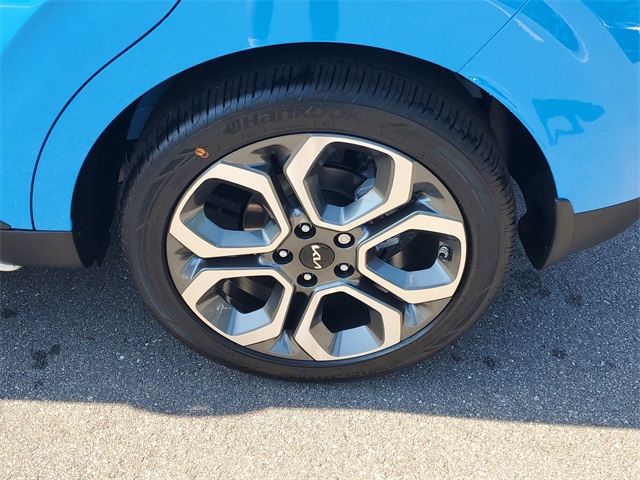 2025 Kia Soul EX photo 4