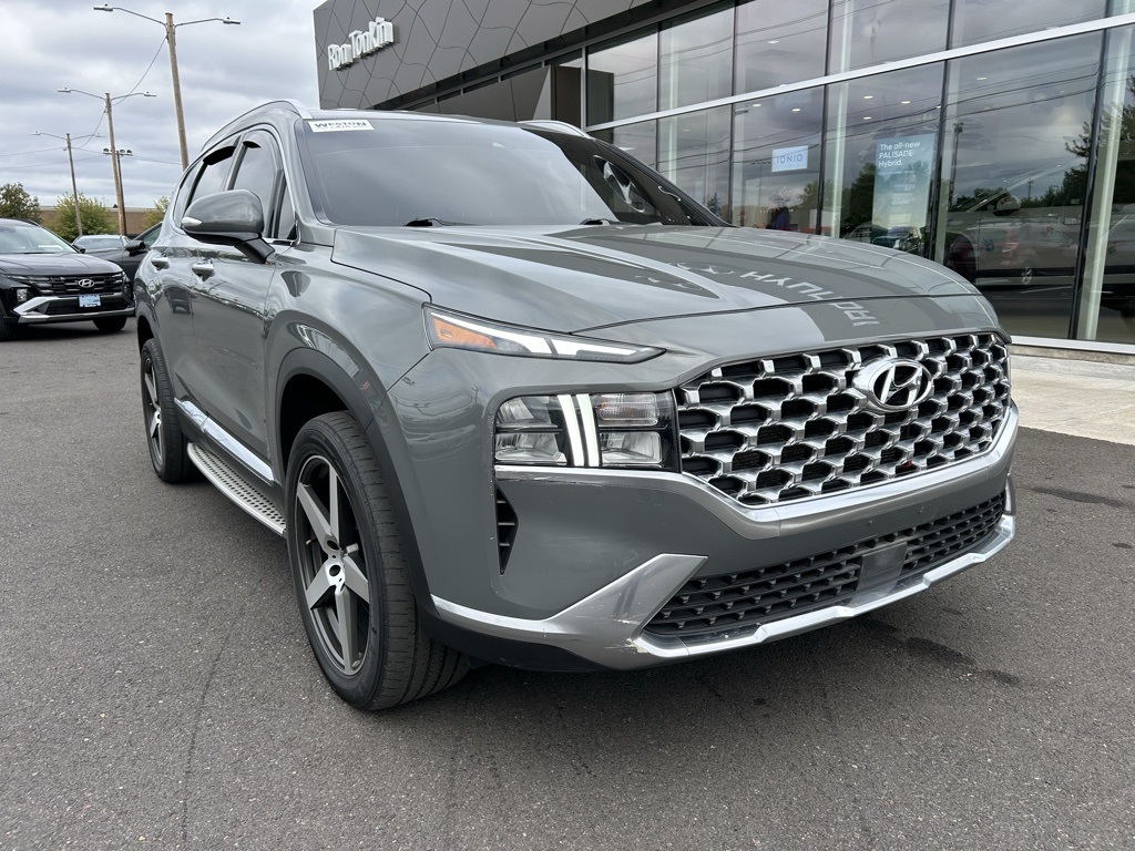 2022 Hyundai Santa Fe SEL photo 2