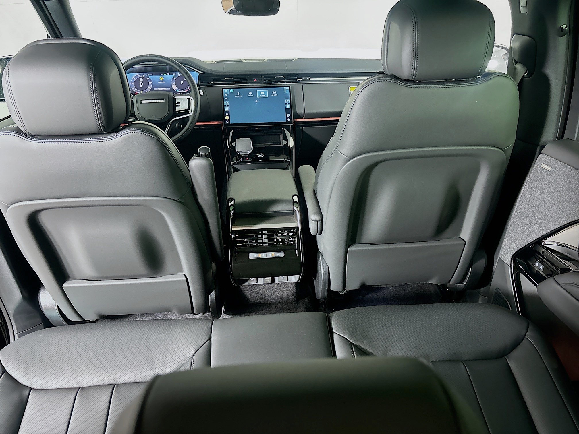 2025 Land Rover Range Rover Sport SE photo 23