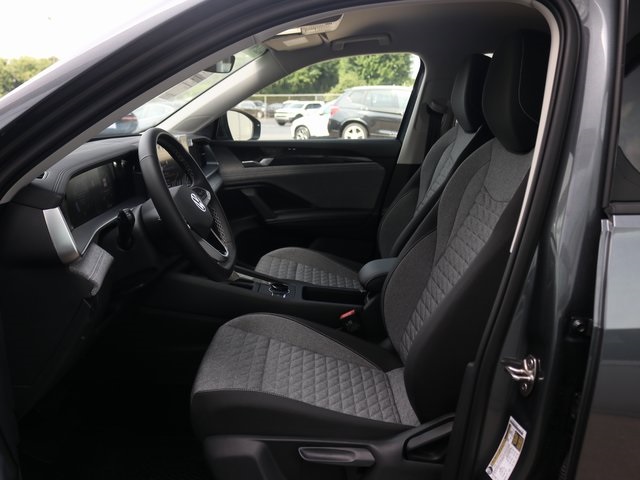2025 Volkswagen Tiguan S photo 6