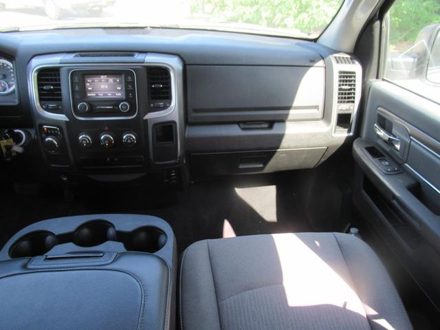 2024 Ram 1500 Classic SLT photo 16