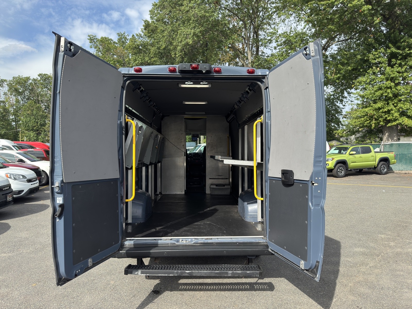 2019 Ram 3500 photo 5