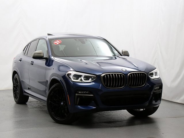 2021 BMW X4 M40i's photo