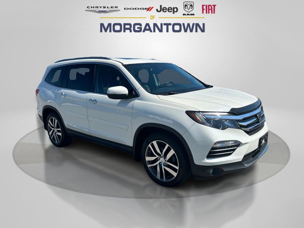 2017 Honda Pilot Elite photo 2