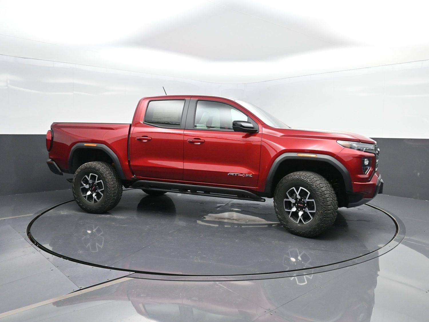 2025 Gmc Canyon AT4X photo 3