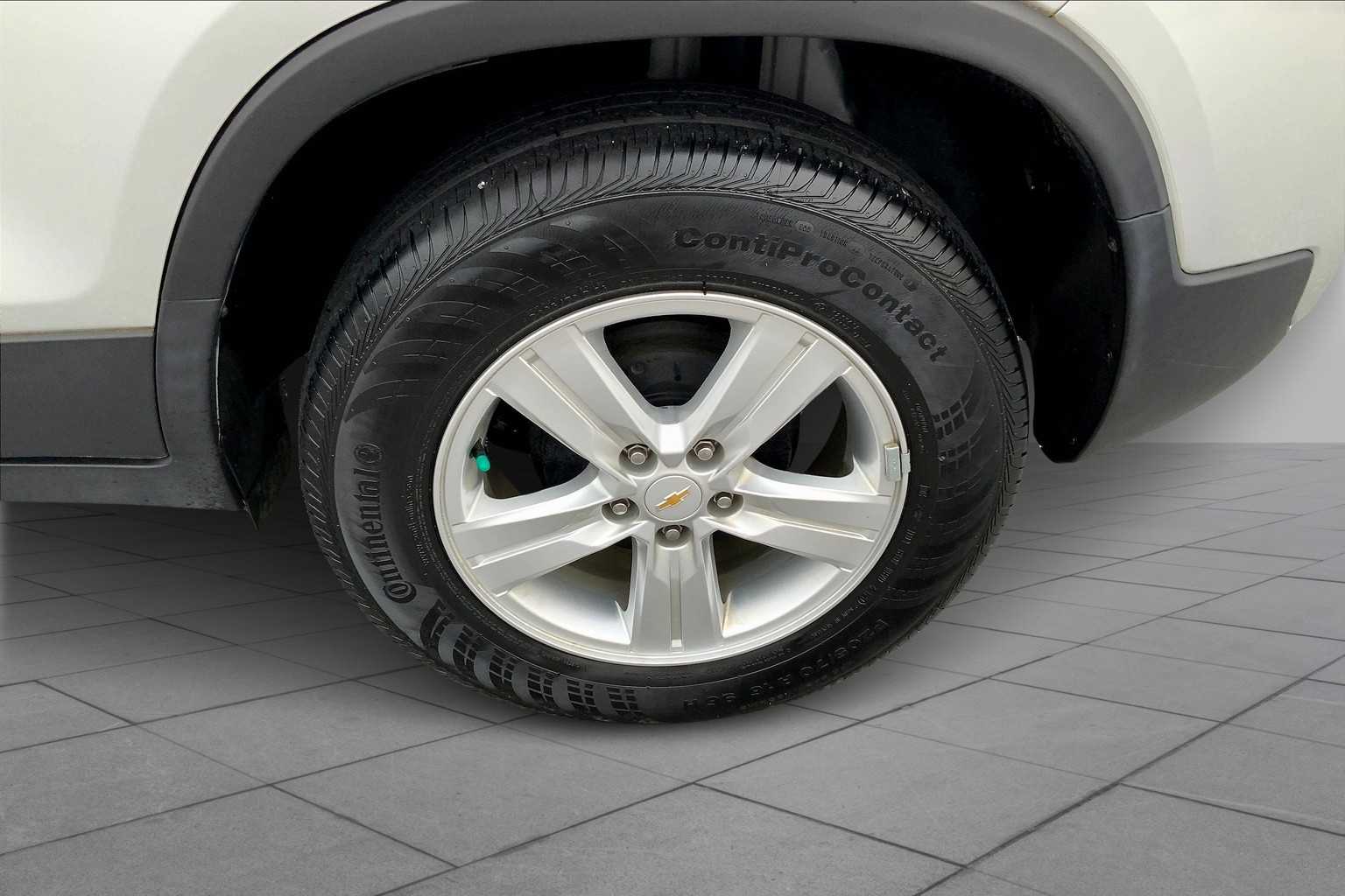 2021 Chevrolet Trax LS photo 9