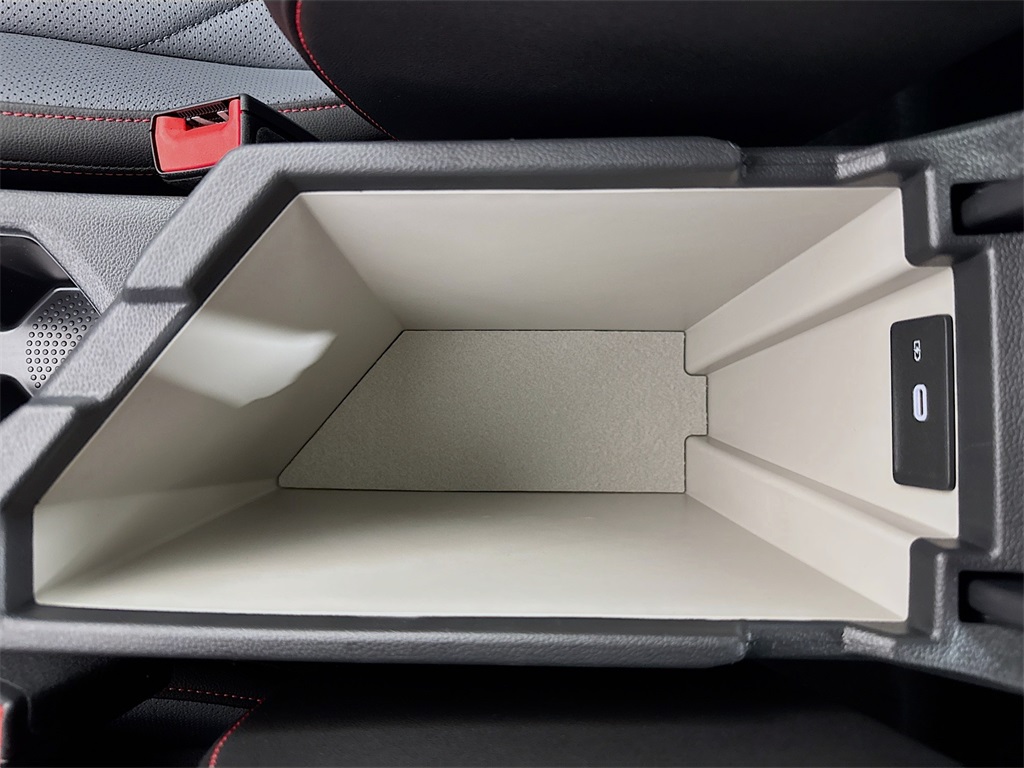 2025 Volkswagen Jetta GLI 2.0T Autobahn photo 32