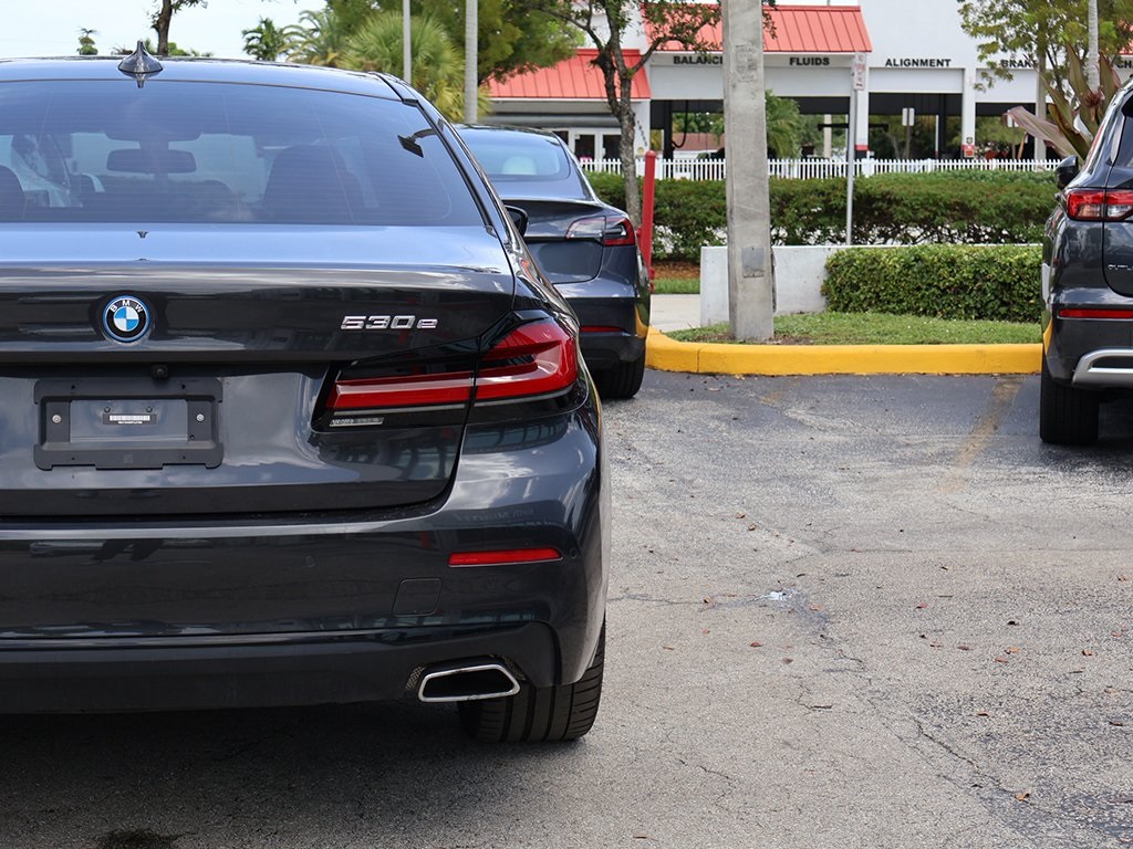 2023 Bmw 530e 5-Series photo 14