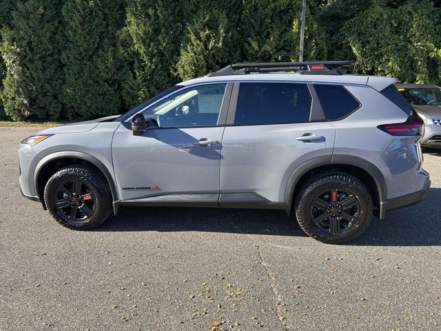 2026 Nissan Rogue SV photo 7