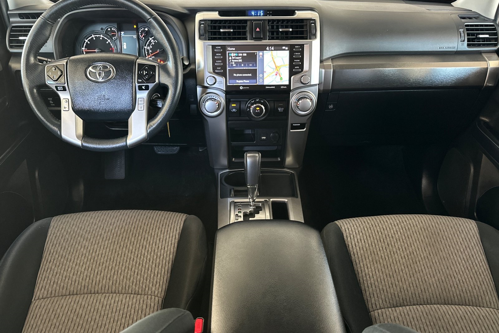 2020 Toyota 4Runner SR5 photo 8