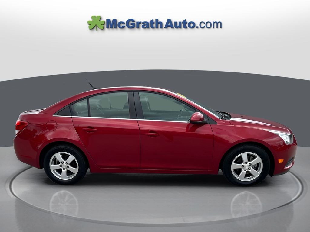 2012 Chevrolet Cruze photo 8