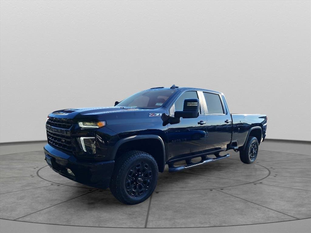 2022 Chevrolet Silverado 2500HD LTZ photo 2