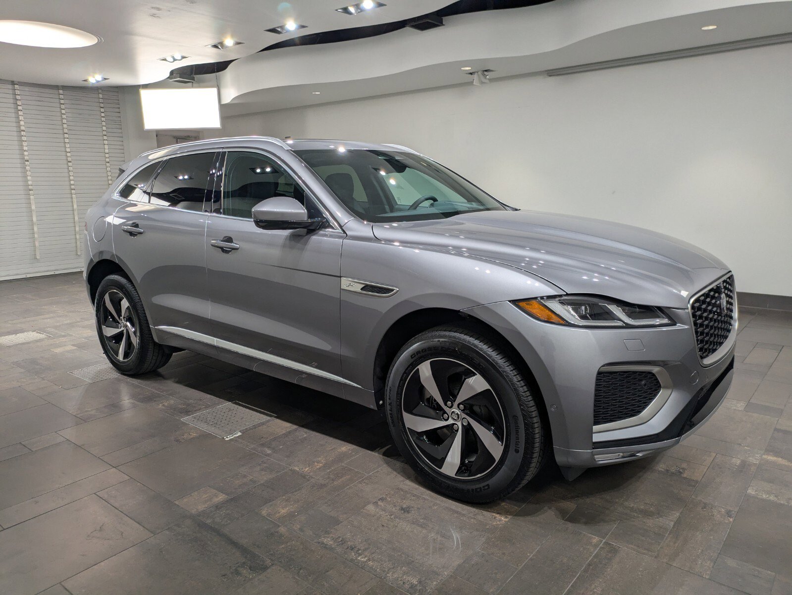 2026 Jaguar F-PACE P250 R-Dynamic S photo 27