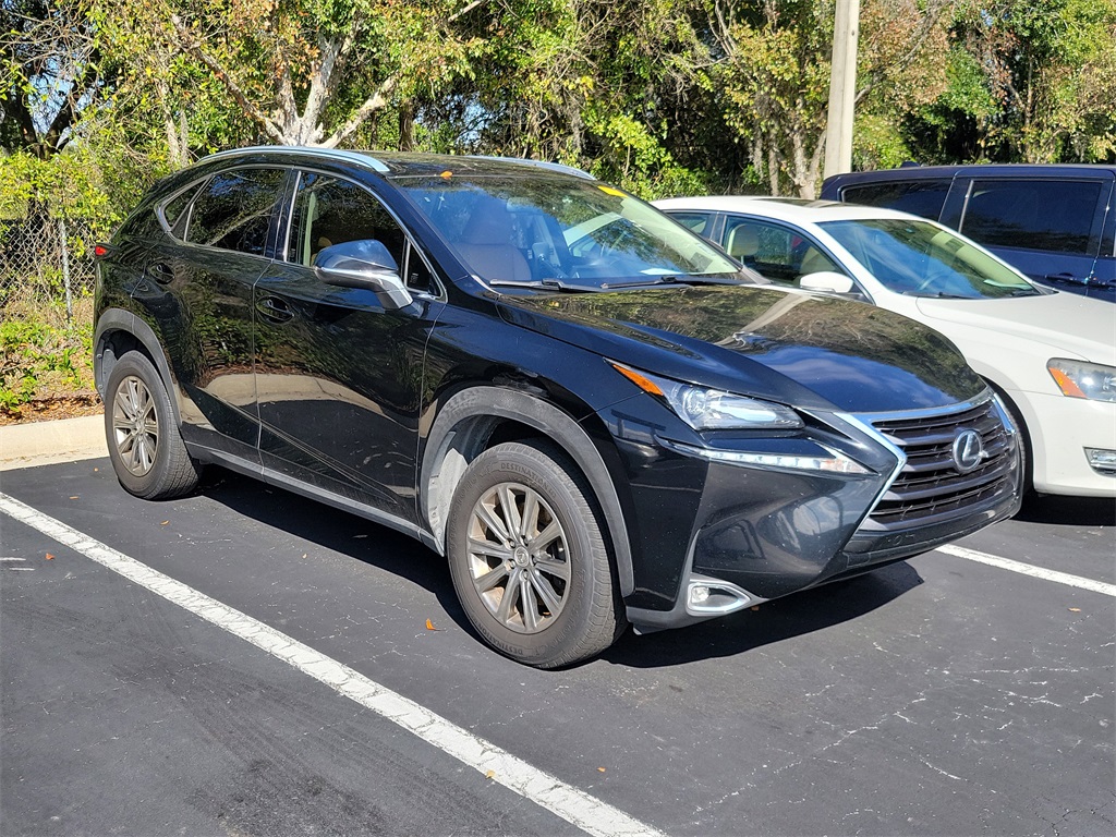 2017 Lexus NX 200t's photo