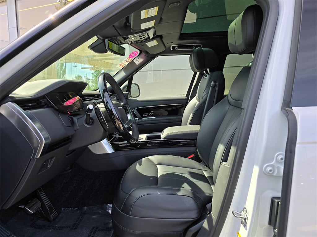 2025 Land Rover Range Rover Autobiography photo 19