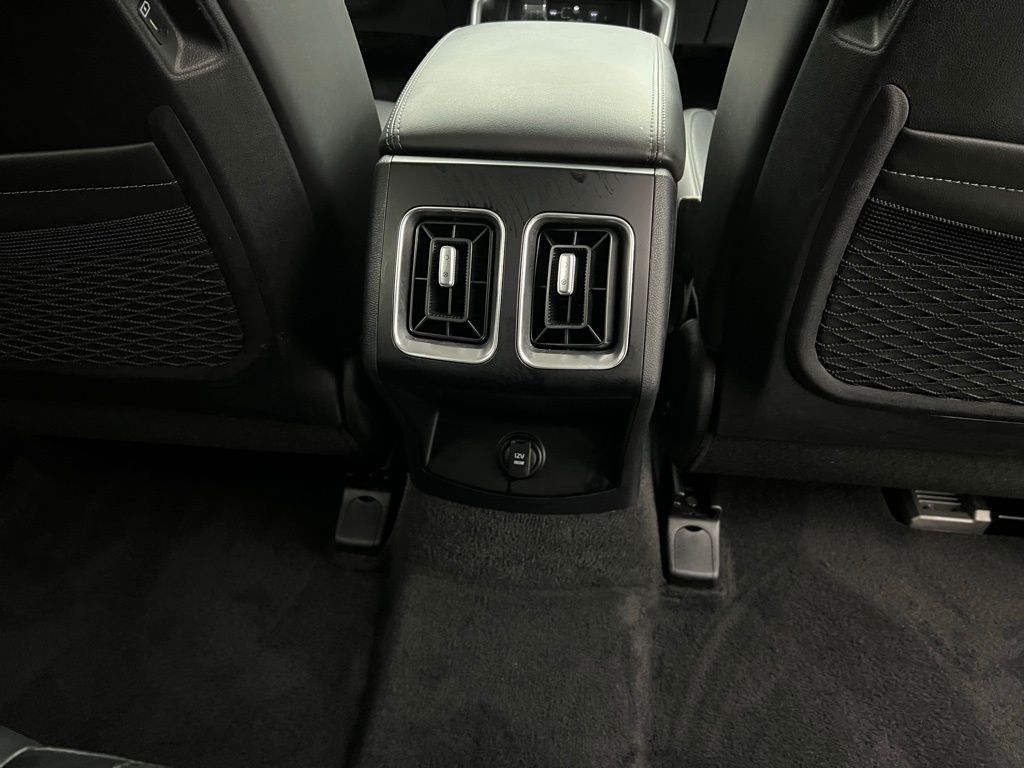 2024 Kia Sorento S photo 21