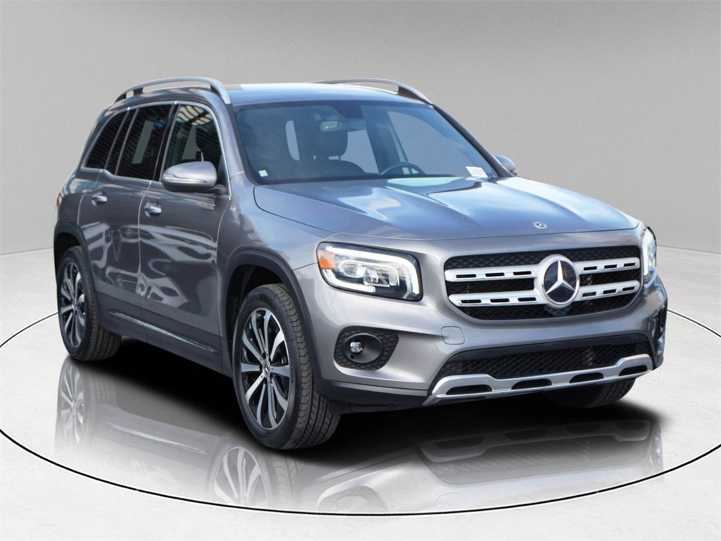 2022 Mercedes-Benz GLB's photo