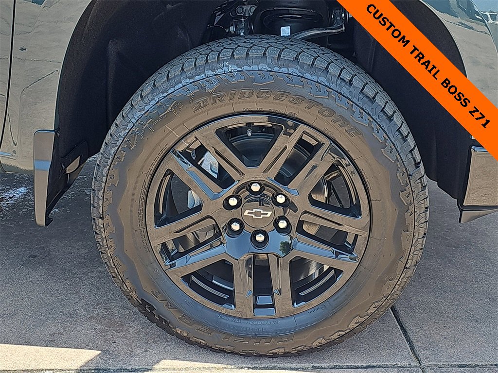 2025 Chevrolet Silverado 1500 Custom Trail Boss photo 36